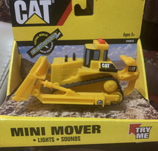 Cat (Caterpillar) 5&quot; Mini Mover Niob Illuminates &amp; Makes Construction Sounds! - £17.03 GBP