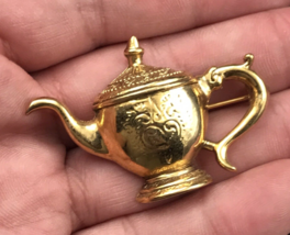 Gold Tone Ornate Aladdin Style Teapot Brooch Pin 2&quot; x 1.25&quot; - £7.46 GBP