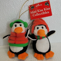 Hallmark Penguins Kissing Plush Magnetic Noses Mini Kiss Kiss Christmas Winter - £12.33 GBP