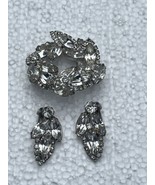 VINTAGE ESTATE JEWELRY SET WEISS PRONG SET CLEAR RHINESTONE BROOCH CLIP ... - £46.71 GBP