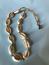 Estate Olive Green Cord w Sliced Cream Seashell Beads Hippie Boho Necklace –  - £9.05 GBP