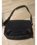 Targus TSM673-50  Drifter Messenger Laptop Case 16&quot; Black - $414.11 MXN