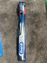 (1) Crest Oral-B Toothbrush Adults CrossAction Pro-Health Soft 2011 - $9.89