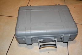 Underwater Kinetics Tundra Model 718 Gray Protector Case with Foam Inserts 515a2 - £54.93 GBP