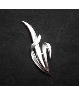 CROWN TRIFARI Brooch Art Deco Silver Tone Metallic 3" Pin EUC - $12.86