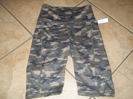 womens yoga/active wear shorts camo size small nwt - £25.57 GBP