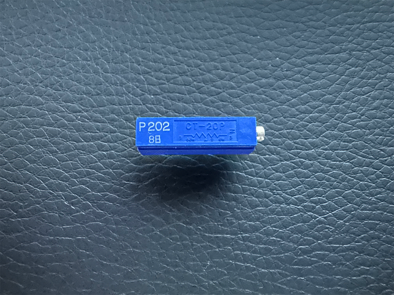 5Pcs CT-20EP202 Nidec Components 2KOhm Cermet Trimmer Side Adjust PC Pin - $7.00