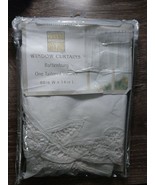 CHF Industries Battenburg One Tailored Valance 60”x14” Shipsn24 - €42,38 EUR