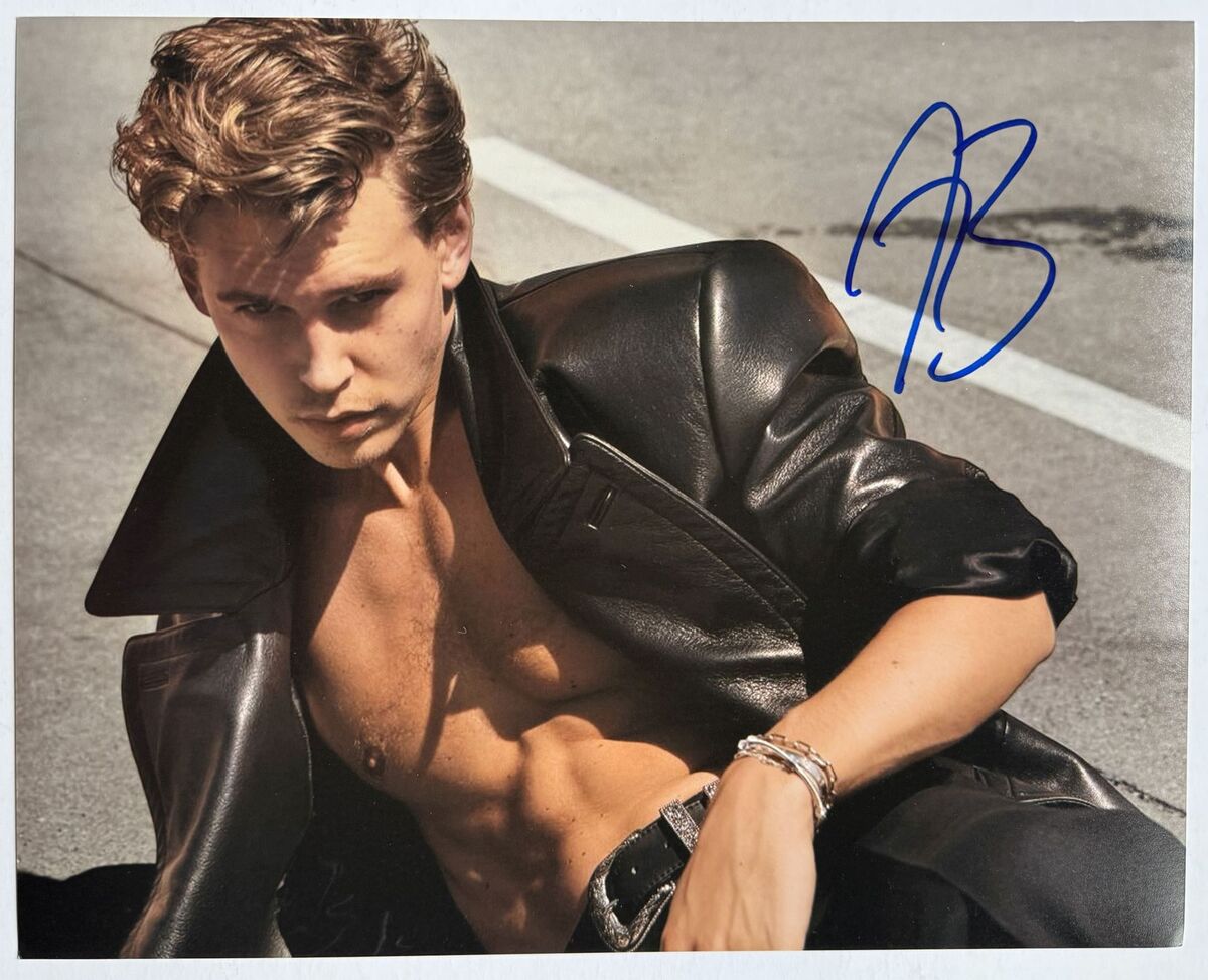 Austin Butler Autographed Glossy 8x10 Photo - $29.00