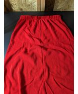 Savine Margeaux large size 100% acrylic pullup red skirt - $328.72 MXN