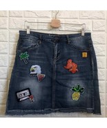 Rocks and Indigo frayed edge appliqué jean skirt Women’s Size 12 - $476.30 MXN