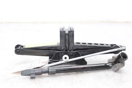 12-17 RANGE ROVER EVOQUE Spare Tire Jack W/Tool F962 image 3