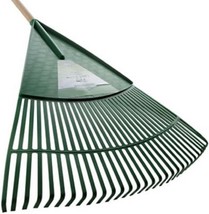 GroundWork YN-PR001-30L Polypropylene Leaf Rake 31.5 Inch Green - $61.50 CAD