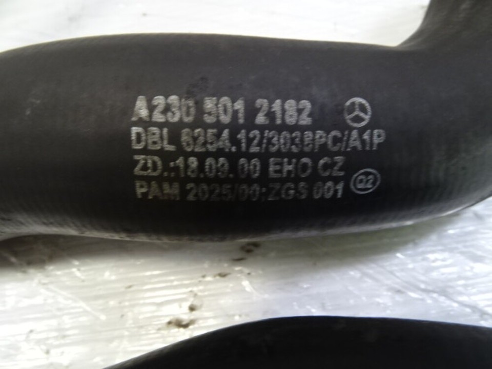03 Mercedes R230 SL500 hose set, radiator coolant, lower and upper hose, 2305010 Item image 5