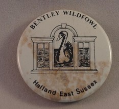 Vintage Bentley Wildfowl Halland East Sussex Pin Pinback Button Badge - £35.73 GBP