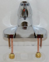 Delta B510LF Foundations Single Handle Centerset Bathroom Faucet Chrome Finish image 2