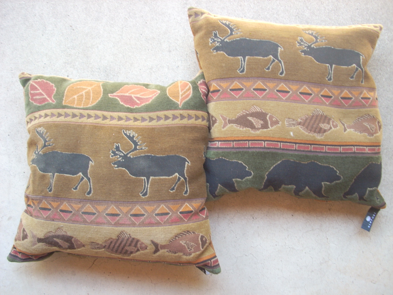 2 newport throw  pillows elk moose fish bear brown - $55.00