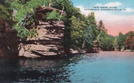 Twin Sister Rocks Wisconsin Dells WI Postcard C14 - £2.23 GBP