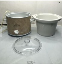 Crock Pot 2 Qt Slow Cooker Round White Removable Stoneware SCR200-W - £25.44 GBP