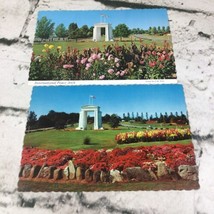 International Peace Arch Washington BC Canada Travel Destination Postcard Lot 2 - £7.90 GBP