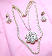 Vintage 1960s MOD White Enameled Set Tri Strand Necklace Pendant Clip Earrings - £27.63 GBP