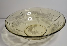 Federal Glass Co. Glass Bowl Sharon Cabbage Rose Pattern Yellow Amber - £9.50 GBP