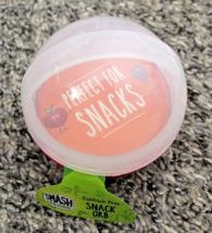 Smash Food Movers Snack Orb Rubbish Free Pink Plastic Container Ball - $6.76