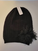 NWT Charming Charlie Black Stretchy Open Knit Winter Hat with Bow ONE SIZE - £8.55 GBP