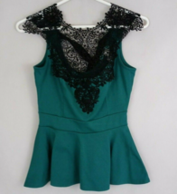 Julies Closet Women&#39;s Sleeveless Knit Lace Peplum Blouse Green &amp; Black Small - £12.72 GBP