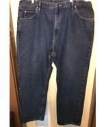 Nice Men&#39;s Wrangler Relaxed Fit Jeans 42 x 32 VNC - $13.67 CAD