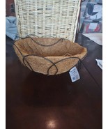 Hanger Basket With Liner - $353.16 MXN