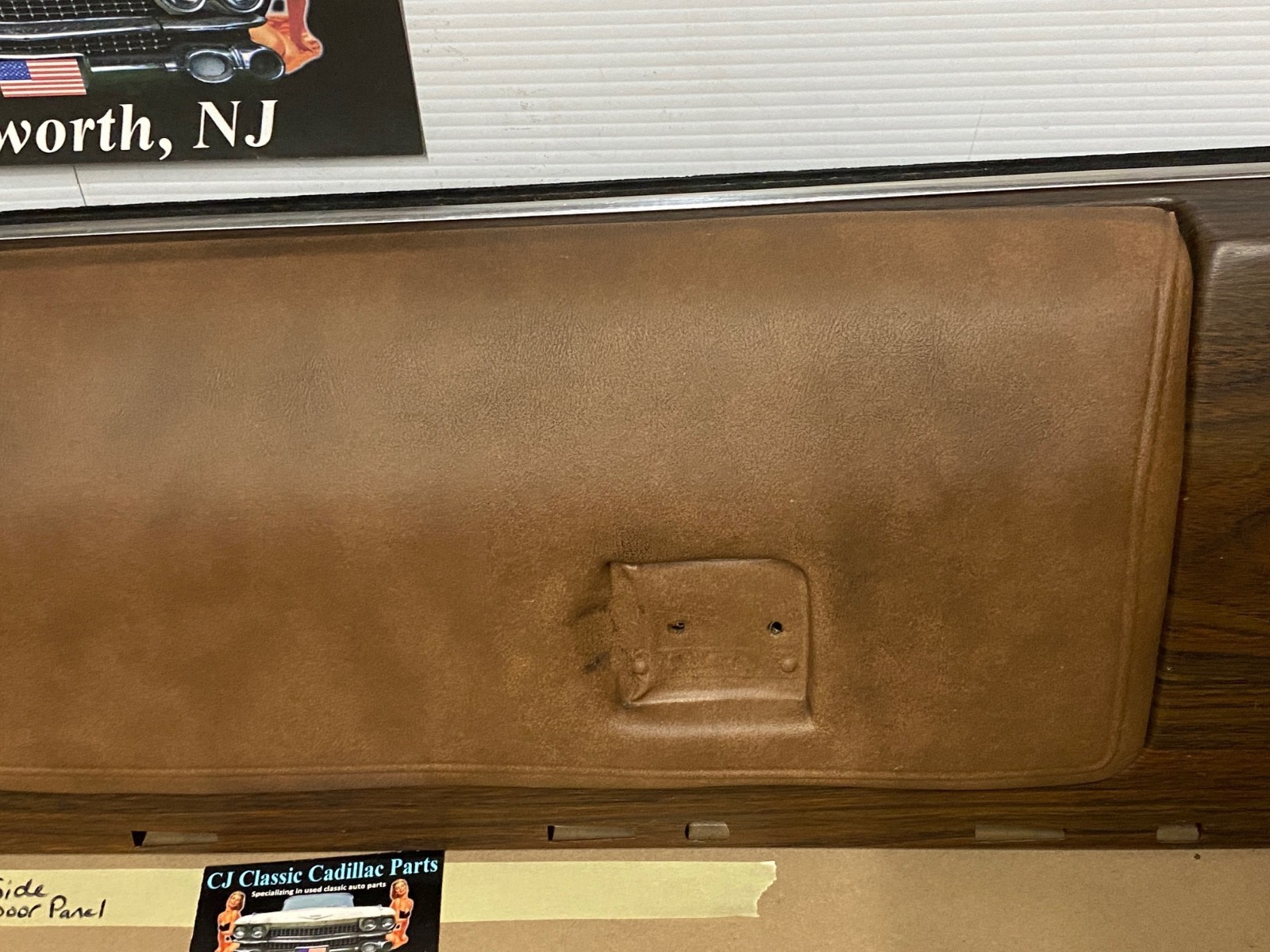 OEM 73 Cadillac Coupe Deville LEFT DRIVER SIDE FRONT UPPER DOOR PANEL - BROWN Item image 4