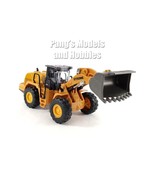 7.5 Inch Construction Vehicle - Wheel Loader 1/48 Scale Diecast &amp; Plasti... - $19.79