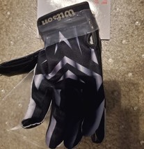 Wilson Football Receiver Gloves Super Grip Youth Size Large Black White - £15.93 GBP