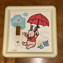 VINTAGE WINNIE THE POOH LIGHT SWITCH PLATE COVER DOLLY SWITCHPLATE DISNE... - $8.86