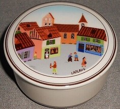  Villeroy &amp; Boch DESIGN NAIF Trinket Box w/Lid VILLAGE SQUARE MOTIF - $364.44 MXN