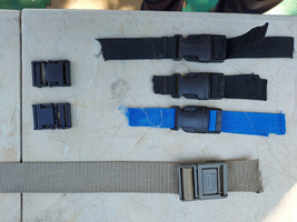 21RR65 ASSORTED NYLON STRAP DISCONNECTS: (2) 1&quot; LIGHT DUTY, (3) 1&quot; STANDARD - £5.95 GBP