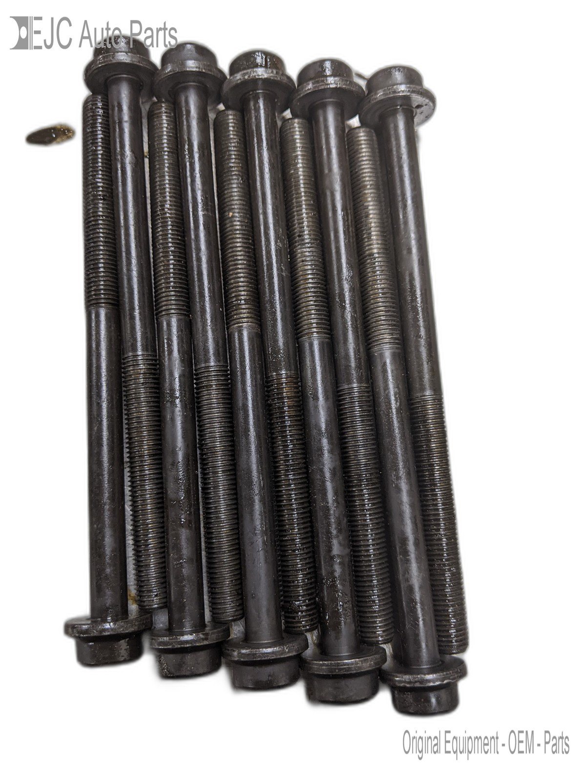 Cylinder Head Bolt Kit For 13-18 Ford C-Max  2.0 - $34.60