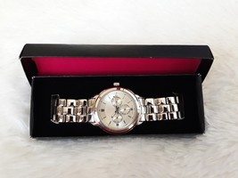 AVON "Men's Metal Link Watch" (Quartz Movement / Link Band) ~ NEW!!! - €16,77 EUR AVON "Men's Metal Link Watch" (Quartz Movement / Link Band) ~ NEW!!! - €16,77 EUR