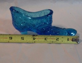 Fenton 6&quot; Glass Blue Slipper/Shoe with Pinwheels Design - £14.64 GBP