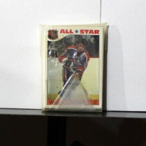 1985 Topps Hockey - ALL-STAR And Helmet Stickers - 33 Sticker Complete Set - £31.61 GBP