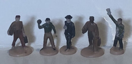 Vintage Mini people figures Lot Of 5 model train background - £7.81 GBP