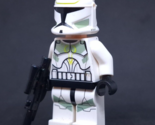 Lego Star Wars Phase 1 Clone Trooper - Sand Green &amp; Lime 7913 Minifigure - £10.66 GBP