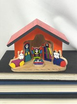 El Salvador Handmade Wooden Nativity Set Hand Painted Colorful LaPalma Palm Wood - £19.11 GBP