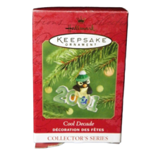 Hallmark Ornament 2001 Cool Decade - 2ND In Series - Penguin And Fish - £6.70 GBP
