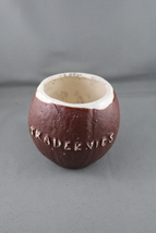 Vintage Tiki Mug - Trader Vic&#39;s Coconut Mug  Hand Painted- Cermaic Mug - $818.89 MXN