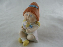 Cabbage Patch Kids Porcelain Figurine 3&quot; Girl with flowers Vintage 1984 Korea - £6.18 GBP