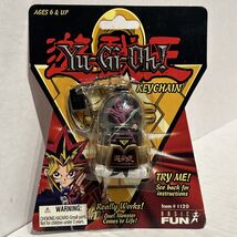 Yu-Gi-Oh! Series 1 Duel Monster Spinning Keychain Dark Magician 1996 - NEW - $9.85