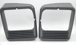 Headlight Bezel for 90 GMC Topkick Kodiak Set (2) LH/RH - £53.38 GBP