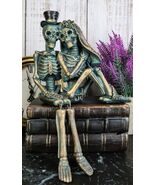 Love Never Dies Skeleton Couple Bride and Groom Sitting Shelf Sitter Fig... - €24,03 EUR
